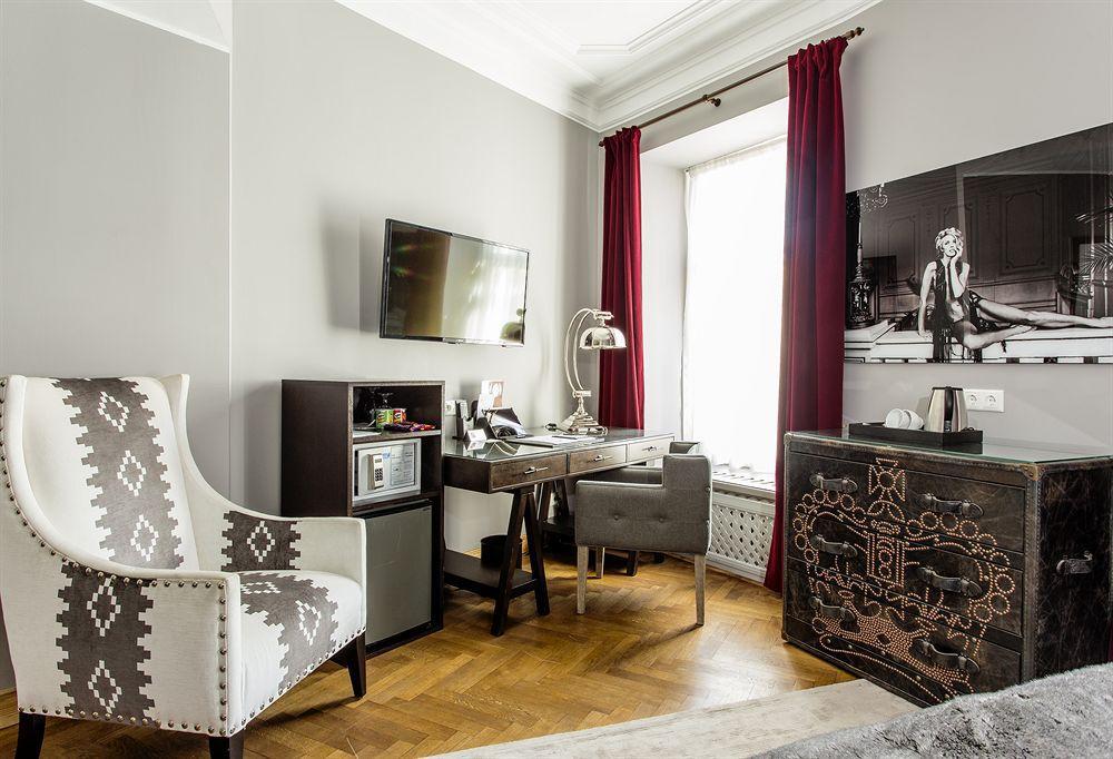 St. Petersbourg Hotel - Small Luxury Hotels Of The World Tallinn Ngoại thất bức ảnh