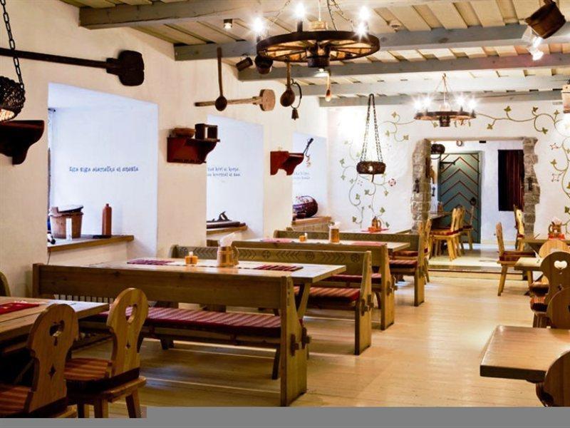 St. Petersbourg Hotel - Small Luxury Hotels Of The World Tallinn Ngoại thất bức ảnh