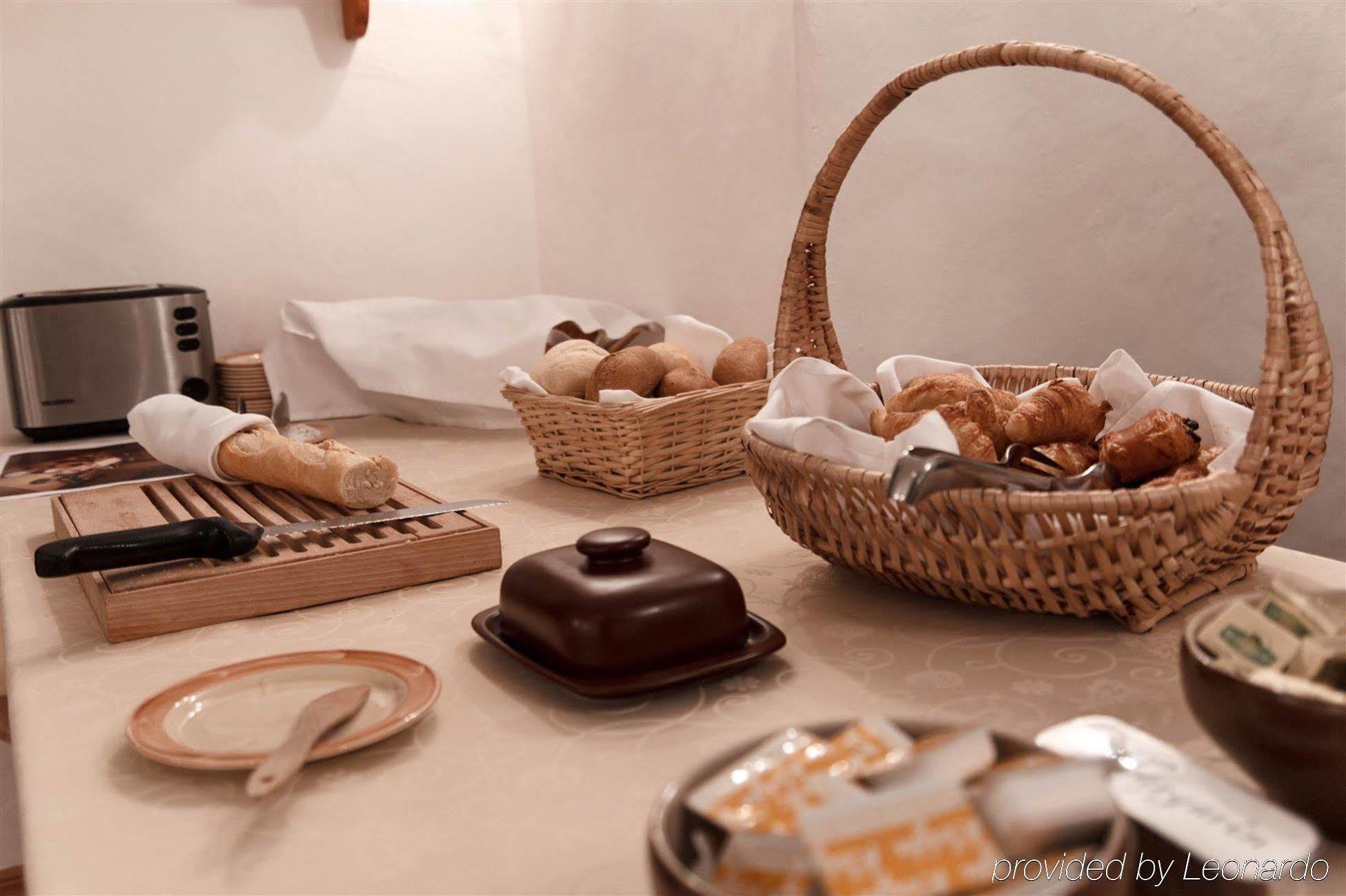 St. Petersbourg Hotel - Small Luxury Hotels Of The World Tallinn Ngoại thất bức ảnh