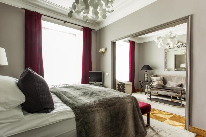 St. Petersbourg Hotel - Small Luxury Hotels Of The World Tallinn Ngoại thất bức ảnh